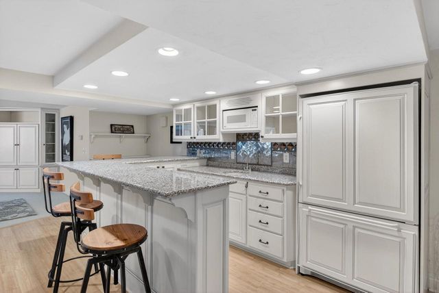 620 Oak Tree ROAD, Sheboygan, WI 53083