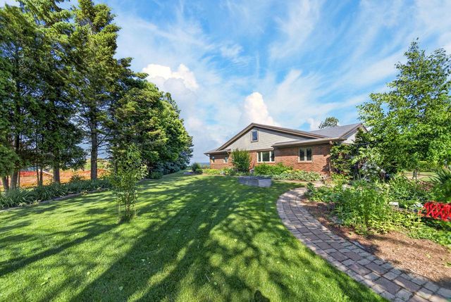620 Oak Tree ROAD, Sheboygan, WI 53083