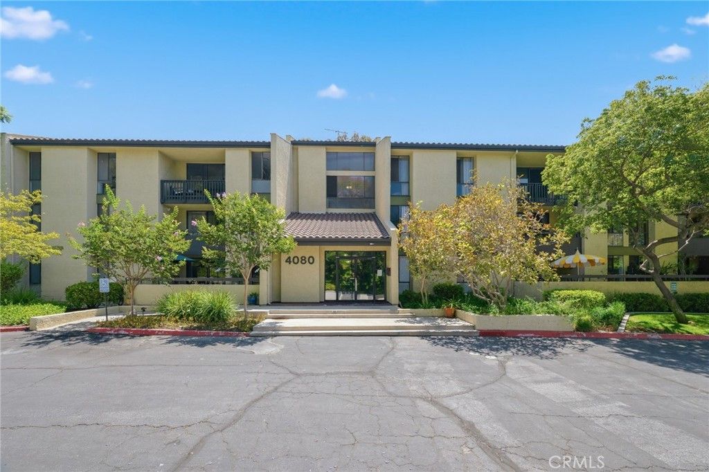 4080 Via Marisol 230, Los Angeles, CA 90042