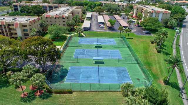 23345 Carolwood Lane Lane 205, Boca Raton, FL 33428