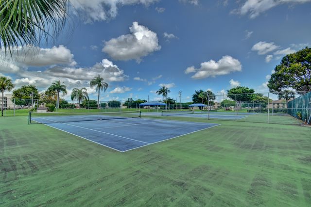 23345 Carolwood Lane Lane 205, Boca Raton, FL 33428