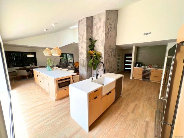 13546 Mango Dr, Del Mar, CA 92014