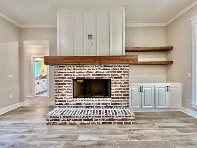215 Clara Ln, Kilgore, TX 75662