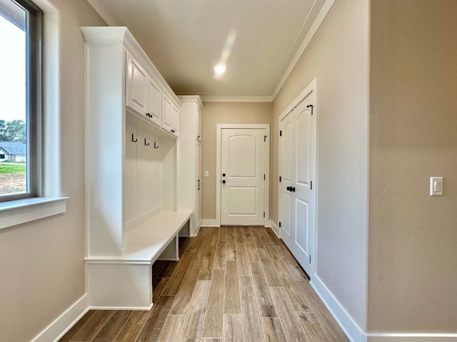 215 Clara Ln, Kilgore, TX 75662