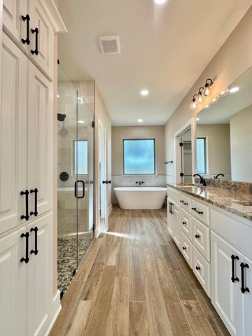 215 Clara Ln, Kilgore, TX 75662
