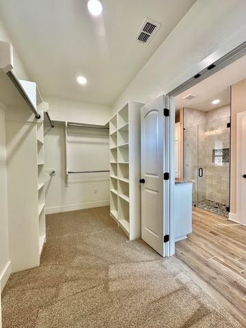 215 Clara Ln, Kilgore, TX 75662