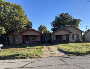 1403 BURNETT STREET, Wichita Falls, TX 76301