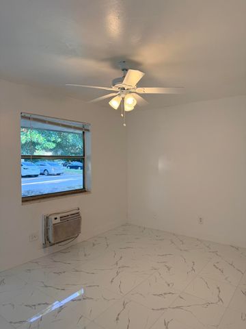 804 NW 2nd Avenue C, Fort Lauderdale, FL 33311