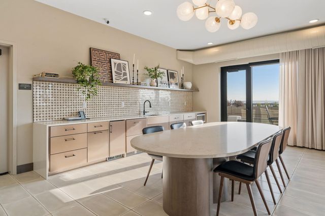 470 Lexington Parkway S 518, Saint Paul, MN 55105