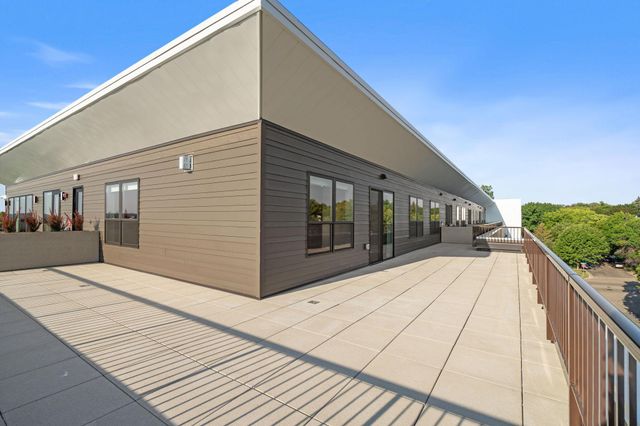 470 Lexington Parkway S 518, Saint Paul, MN 55105