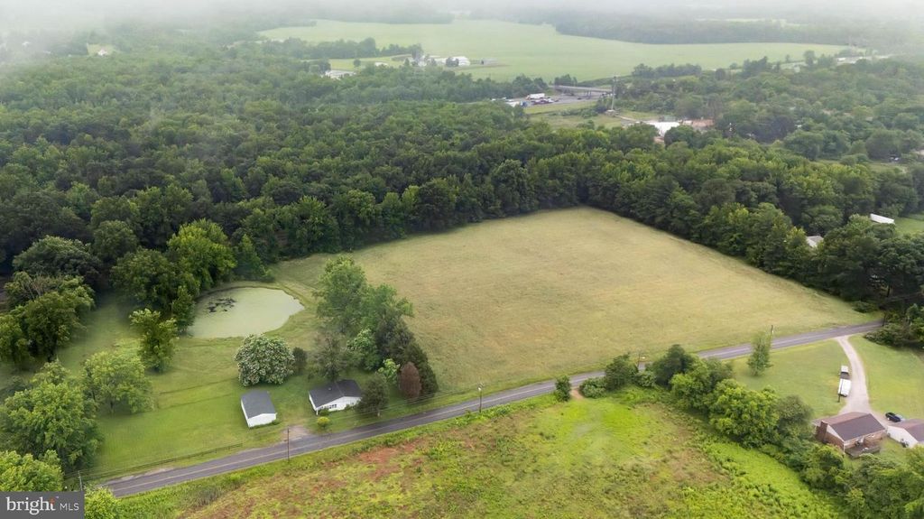 146 JOHNSTOWN RD, Elkton, MD 21921