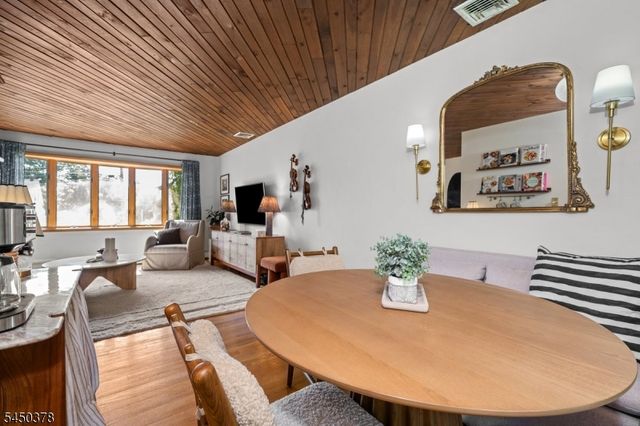 519 Old Boonton Rd, Boonton Town, NJ 07005