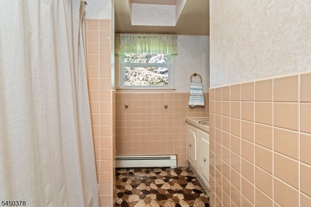 519 Old Boonton Rd, Boonton Town, NJ 07005