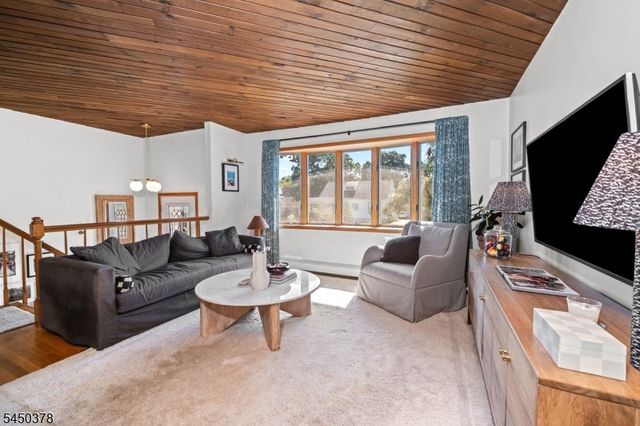 519 Old Boonton Rd, Boonton Town, NJ 07005