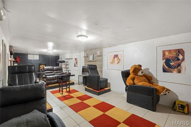 4114 Appleberry Lane, Unincorporated, MO 63121