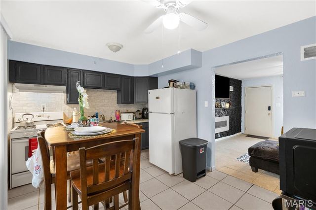 4114 Appleberry Lane, Unincorporated, MO 63121