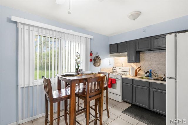 4114 Appleberry Lane, Unincorporated, MO 63121