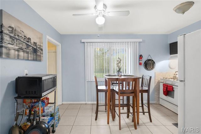 4114 Appleberry Lane, Unincorporated, MO 63121