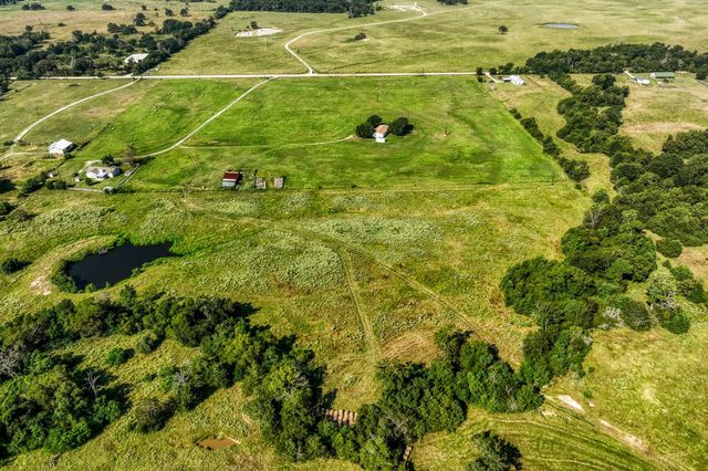 31 Pee Dee Lane Lane, Madisonville, TX 77864