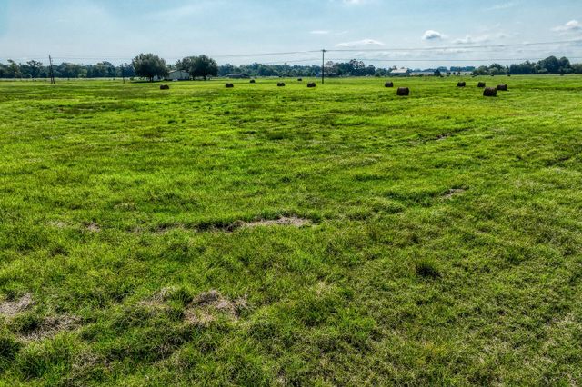 31 Pee Dee Lane Lane, Madisonville, TX 77864