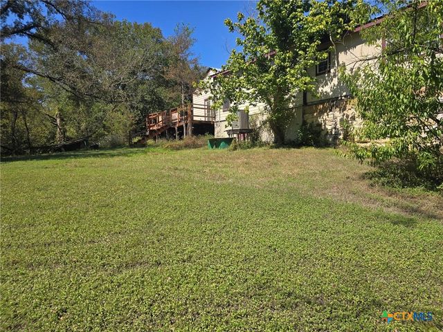 1002 W Leon Street, Gatesville, TX 76528