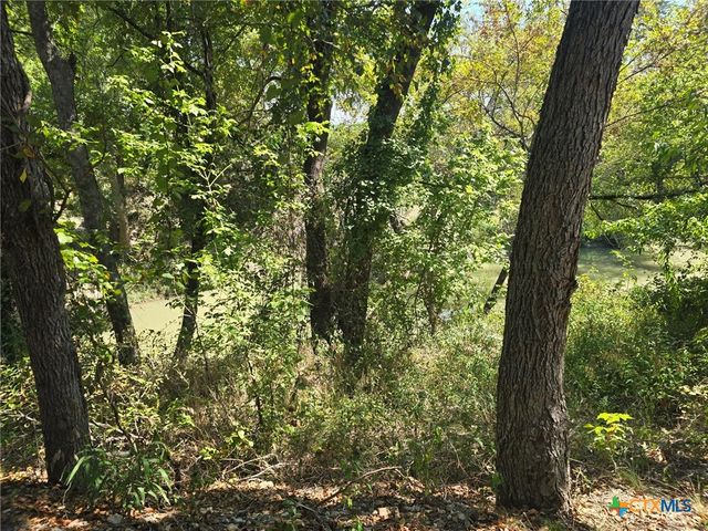 1002 W Leon Street, Gatesville, TX 76528