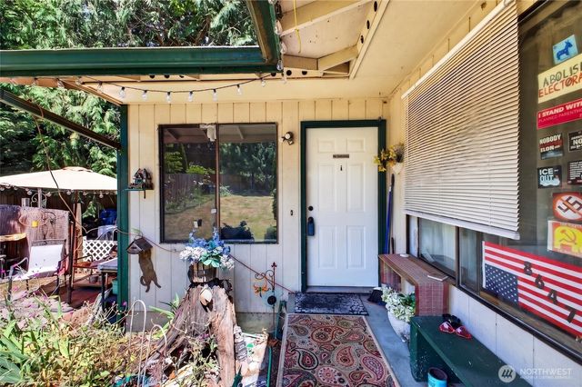 7655 E Karen Lane, Port Orchard, WA 98366