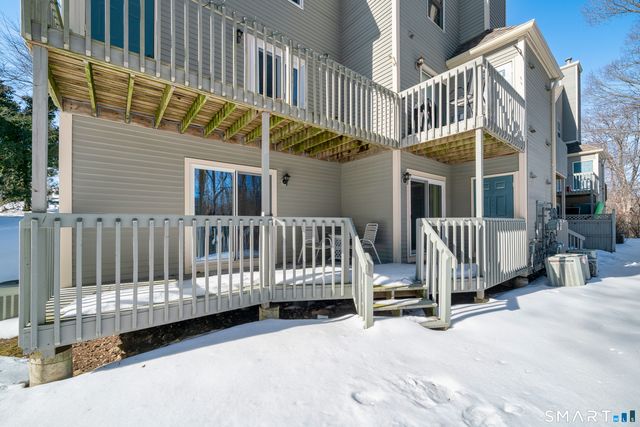 39 Manorwood Drive 39, Branford, CT 06405