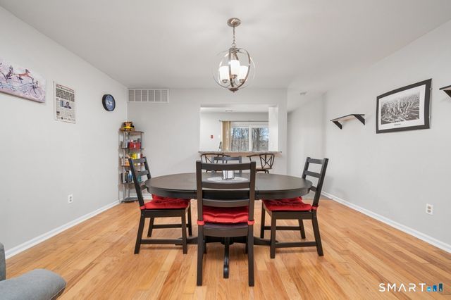 39 Manorwood Drive 39, Branford, CT 06405