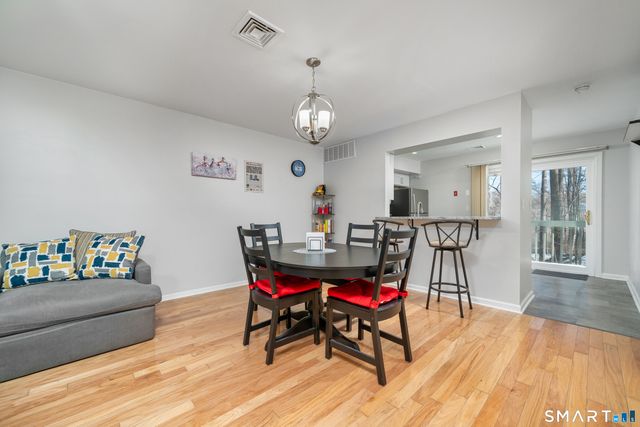 39 Manorwood Drive 39, Branford, CT 06405