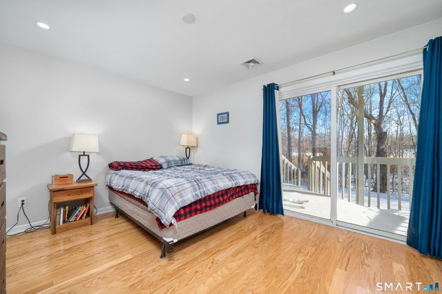 39 Manorwood Drive 39, Branford, CT 06405