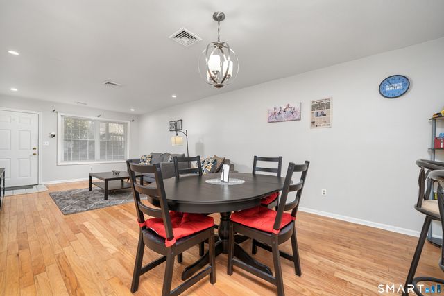 39 Manorwood Drive 39, Branford, CT 06405