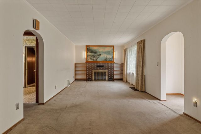 506 Main Street, Buchanan, MI 49107