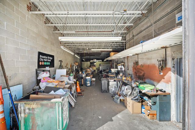 38-56 11th Street, Long Island City, NY 11101