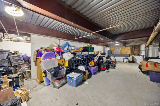 38-56 11th Street, Long Island City, NY 11101