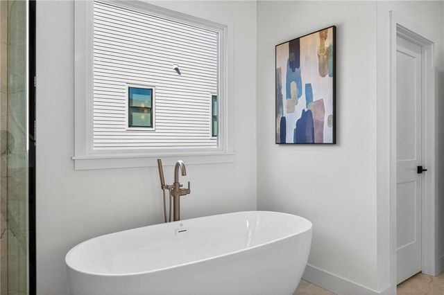 2617 Winding NE Lane, Brookhaven, GA 30319