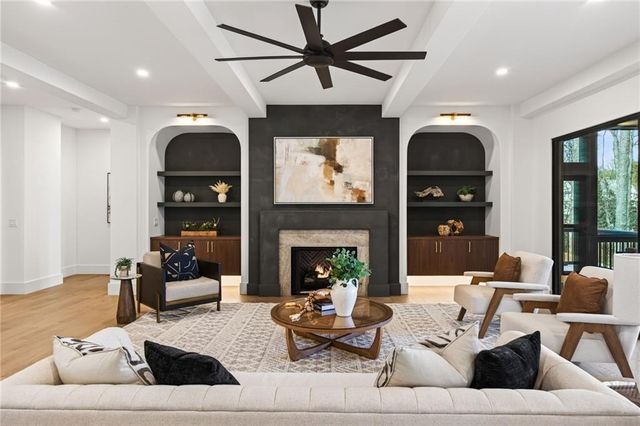 2617 Winding NE Lane, Brookhaven, GA 30319