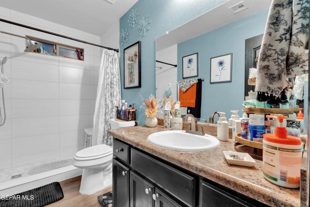 724 Villa Romero Drive, Horizon City, TX 79928