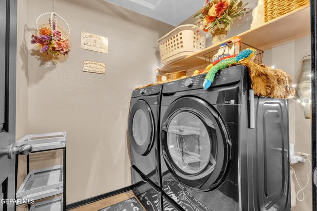 724 Villa Romero Drive, Horizon City, TX 79928