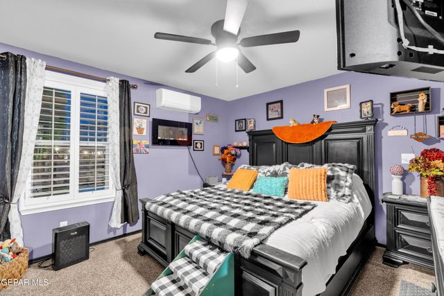 724 Villa Romero Drive, Horizon City, TX 79928