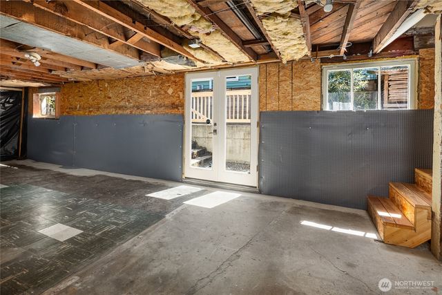 6719 9th Avenue NW, Seattle, WA 98117