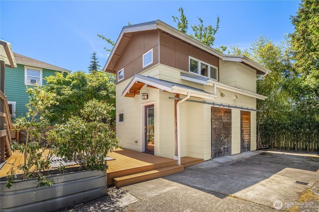6719 9th Avenue NW, Seattle, WA 98117