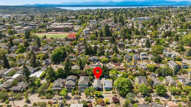 6719 9th Avenue NW, Seattle, WA 98117