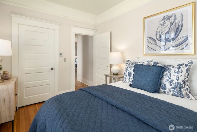 6719 9th Avenue NW, Seattle, WA 98117