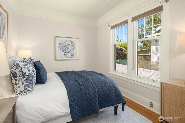 6719 9th Avenue NW, Seattle, WA 98117