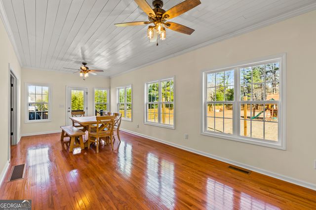 1050 Brittany Way, Fayetteville, GA 30214