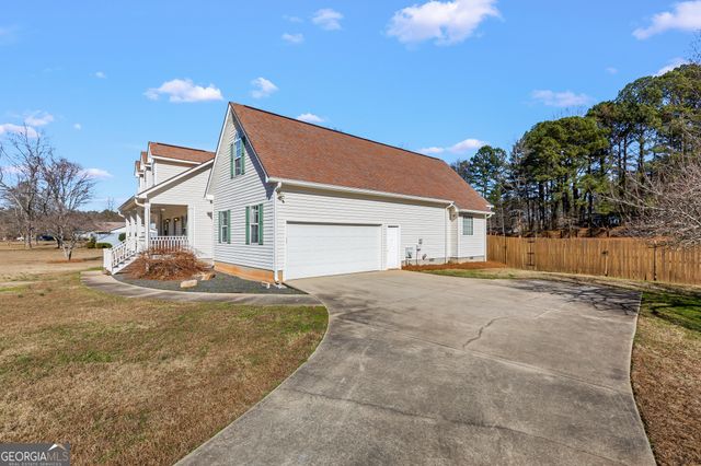 1050 Brittany Way, Fayetteville, GA 30214