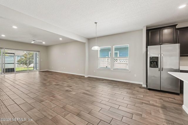 3906 ARBOR MILL Circle, Orange Park, FL 32065