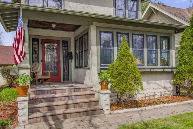 1327 Fairmount Avenue, Saint Paul, MN 55105