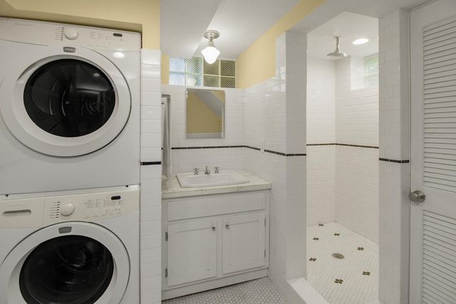 1327 Fairmount Avenue, Saint Paul, MN 55105